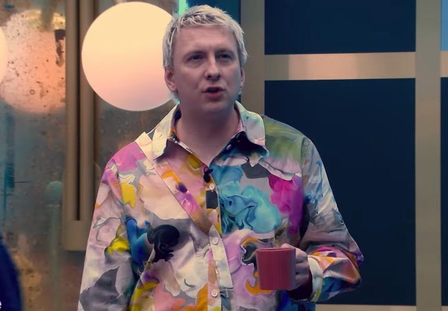 Joe Lycett hoilding a cupe of tea in Last One Laughing UK